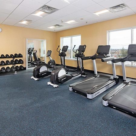 Hilton Garden Inn Halifax Airport Enfield Экстерьер фото