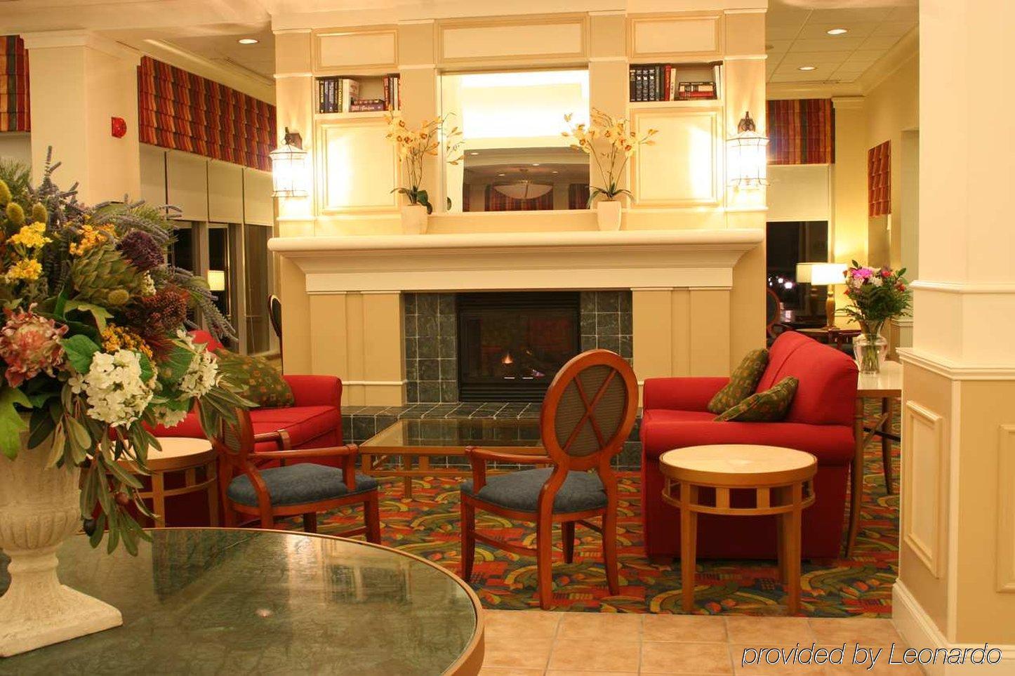 Hilton Garden Inn Halifax Airport Enfield Интерьер фото